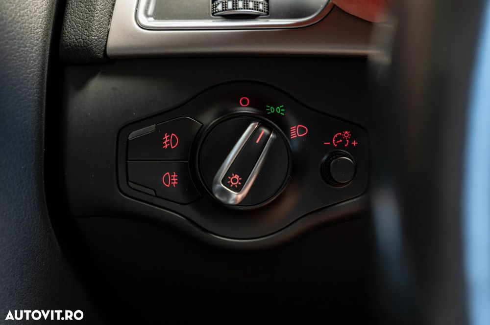 Audi A4 Limuzina 2.0 TDI DPF clean multitronic Ambition - 25