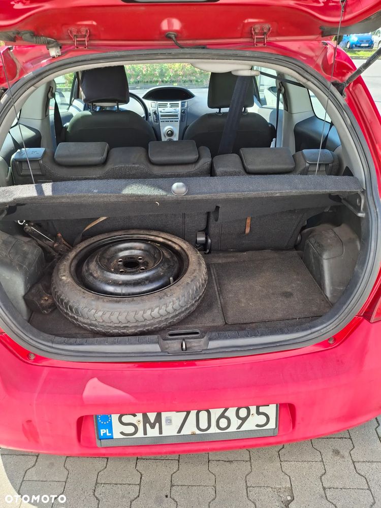Toyota Yaris 1.0 Luna - 10