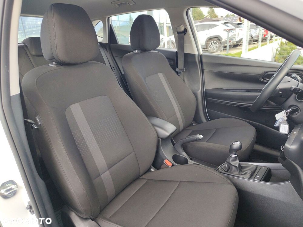 Hyundai i20 1.2 Modern - 28
