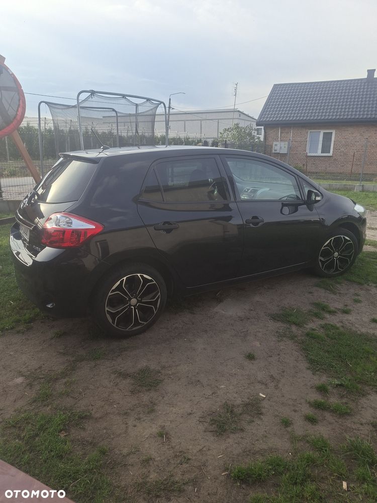 Toyota Auris - 3