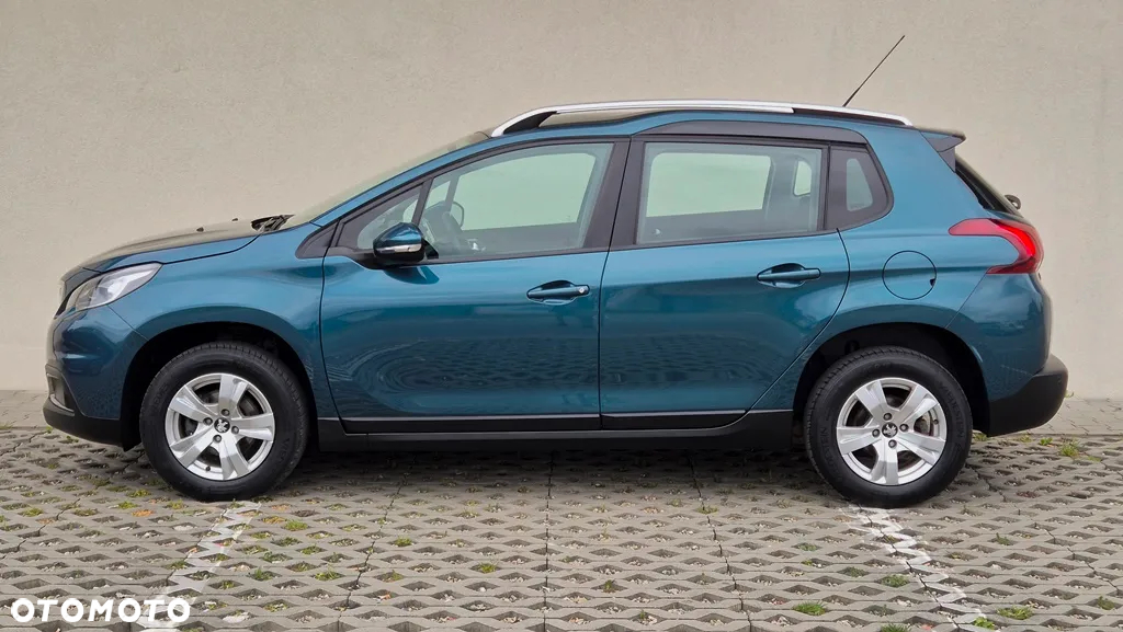 Peugeot 2008 1.2 Pure Tech Style S&S - 30