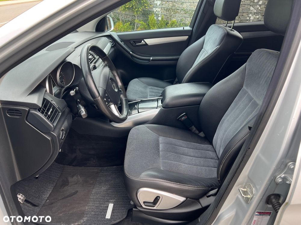 Mercedes-Benz Klasa R 320 CDI 4Matic 7G-TRONIC - 12