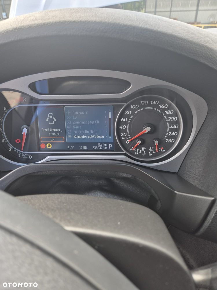 Ford S-Max - 7