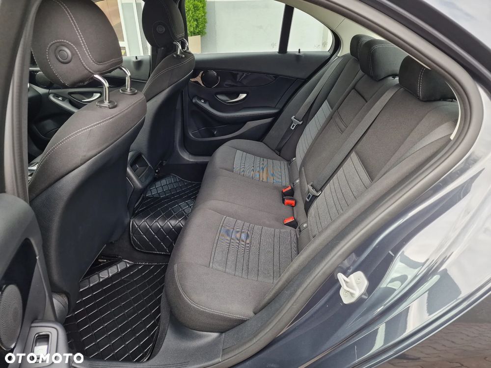 Mercedes-Benz Klasa C 180 (BlueTEC) d - 18