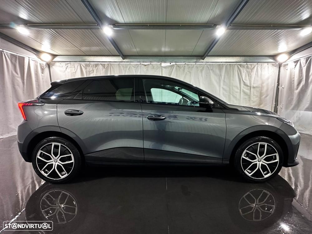 MG MG4 77 kWh Extended Range Luxury - 12