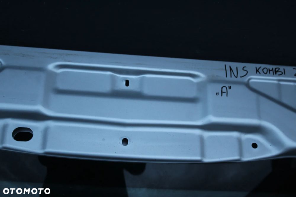 KLAPA BAGAŻNIKA OPEL INSIGNIA A KOMBI Z176 PRZED LIFTEM - 3