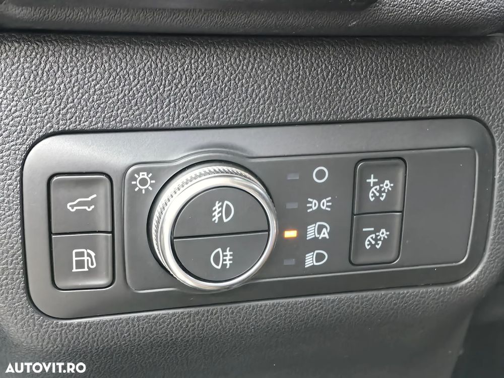 Ford Kuga 2.5 Duratec PHEV Vignale - 28