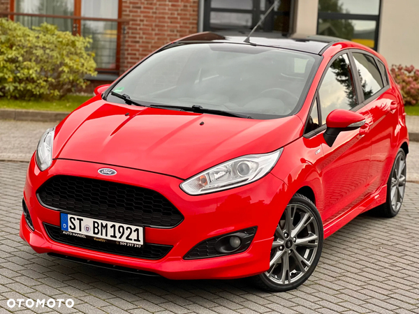 Ford Fiesta 1.0 EcoBoost S&S ST-LINE Red
