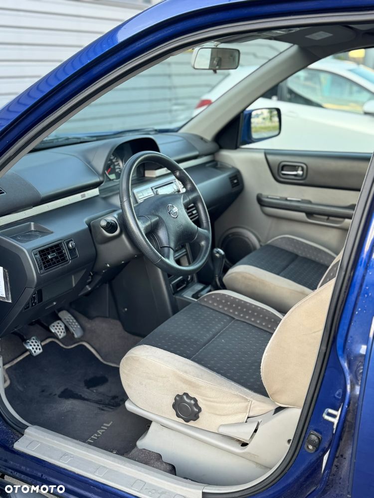 Nissan X-Trail 2.0 Comfort - 24