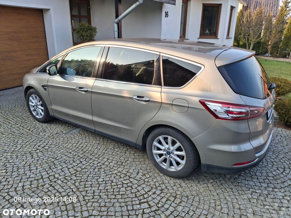Ford S-Max - 23