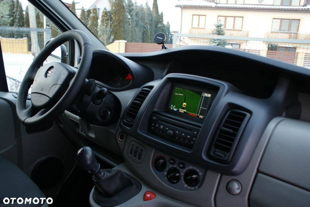 Opel Vivaro - 16