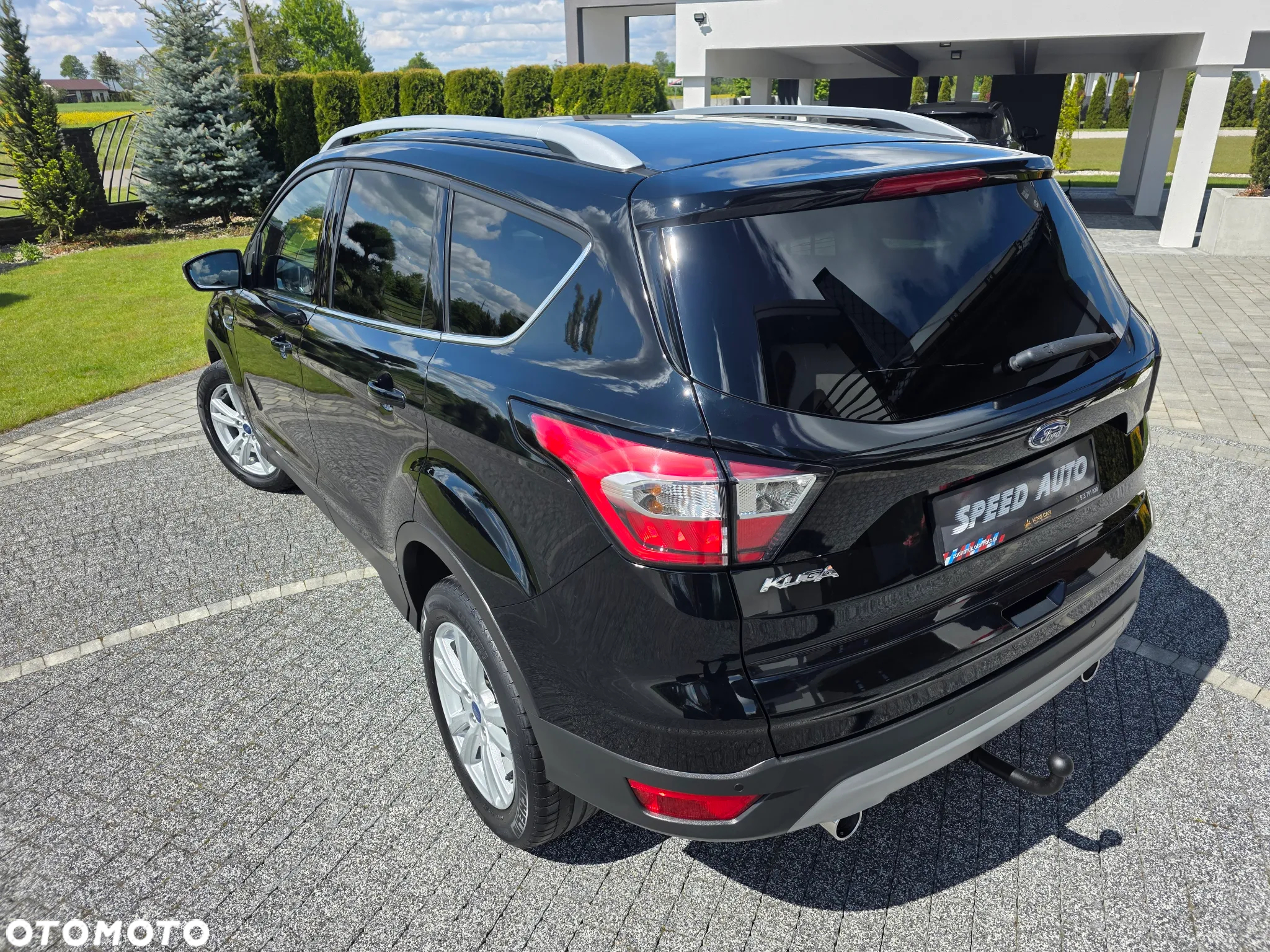 Ford Kuga 2.0 TDCi 2x4 Titanium - 27