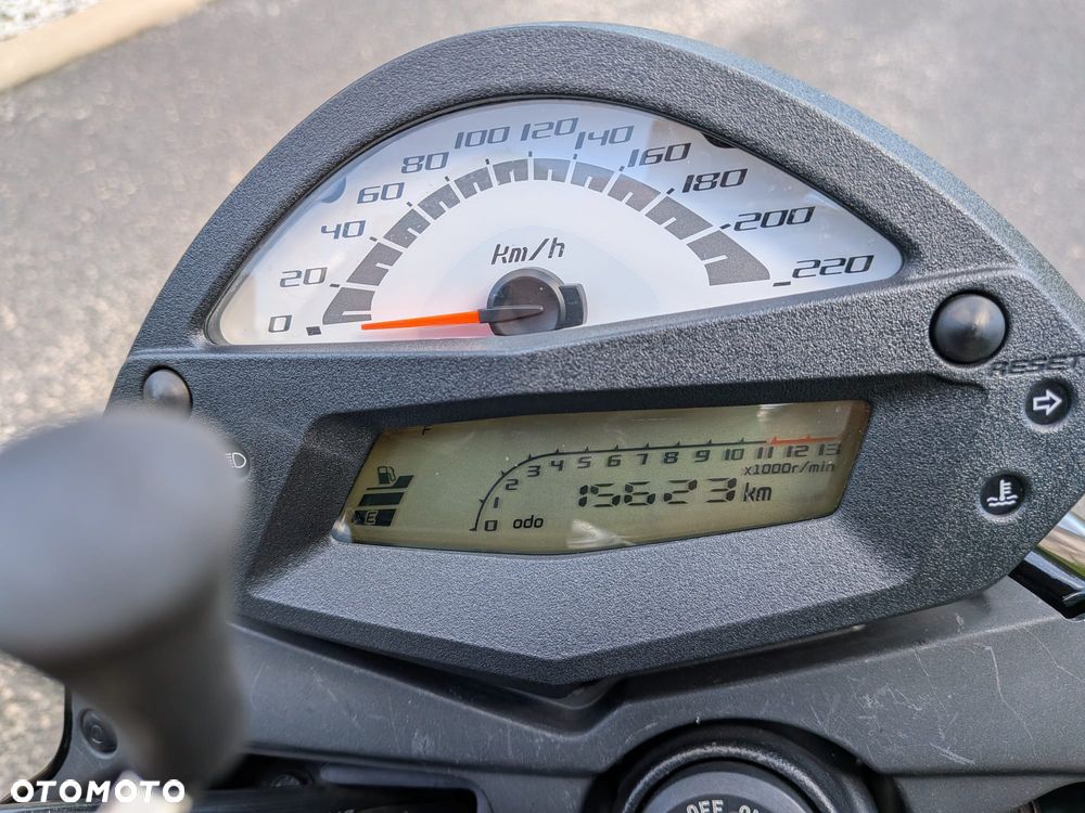 Kawasaki ER - 12