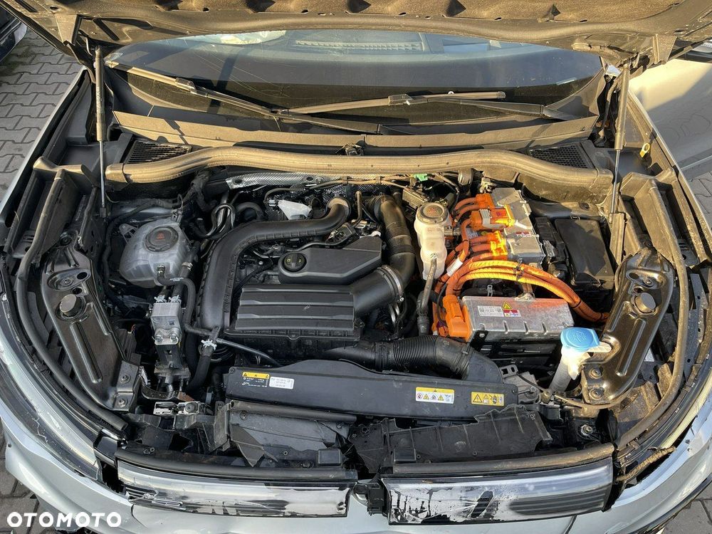 Volkswagen Tiguan - 19