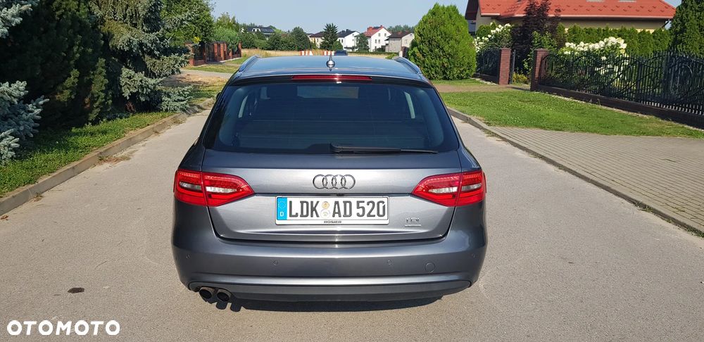 Audi A4 Avant 2.0 TDI DPF quattro Attraction - 13