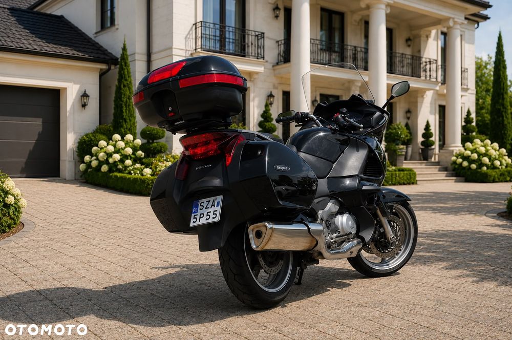 Honda NTV - 12