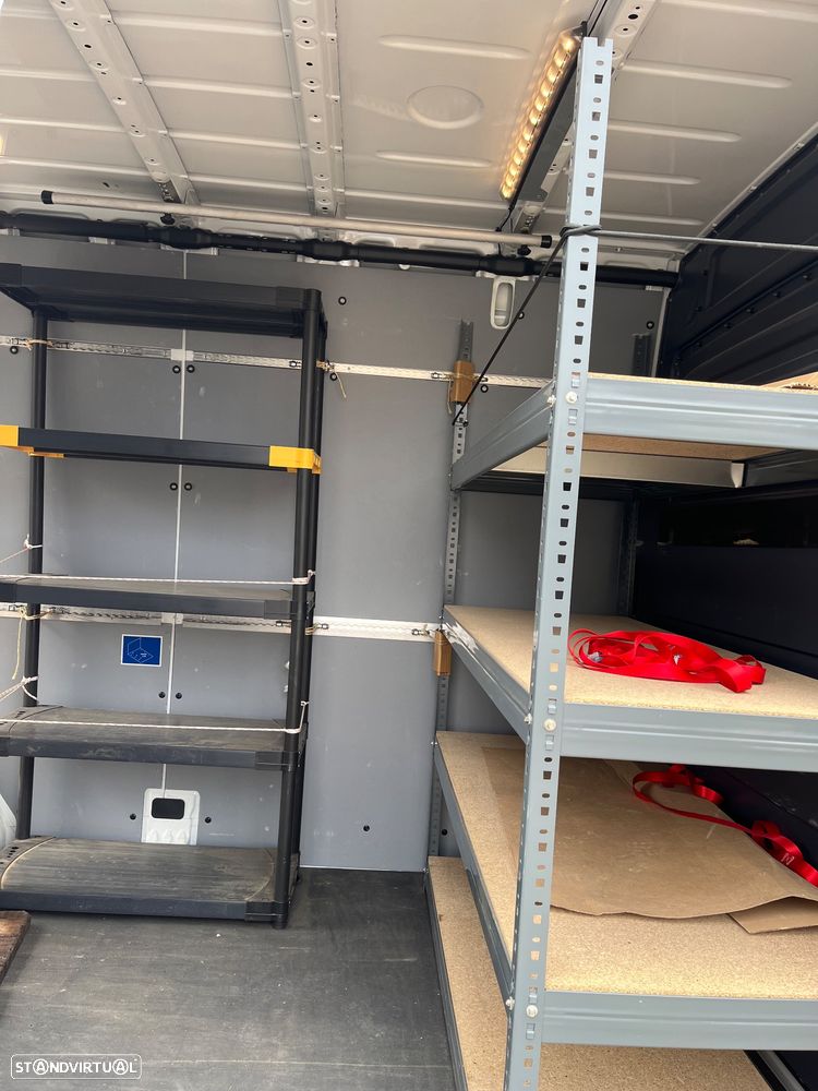 Mercedes-Benz Sprinter - 9