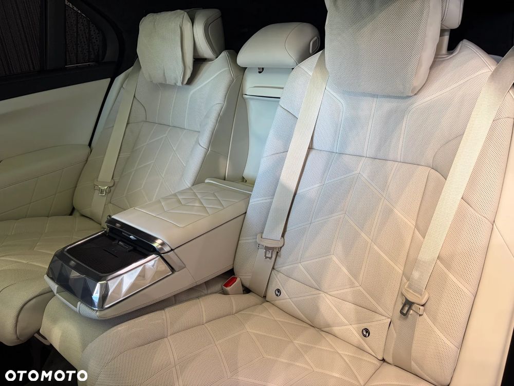 BMW Seria 7 740d xDrive mHEV M Sport sport - 32