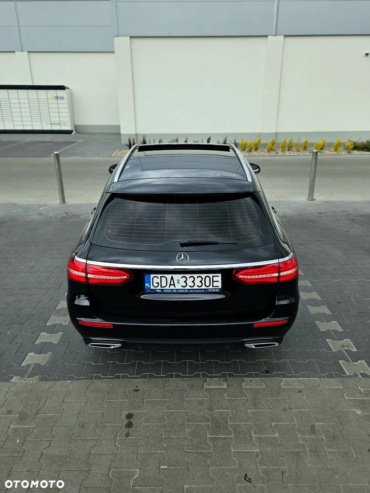 Mercedes-Benz Klasa E 220 d 9G-TRONIC - 13