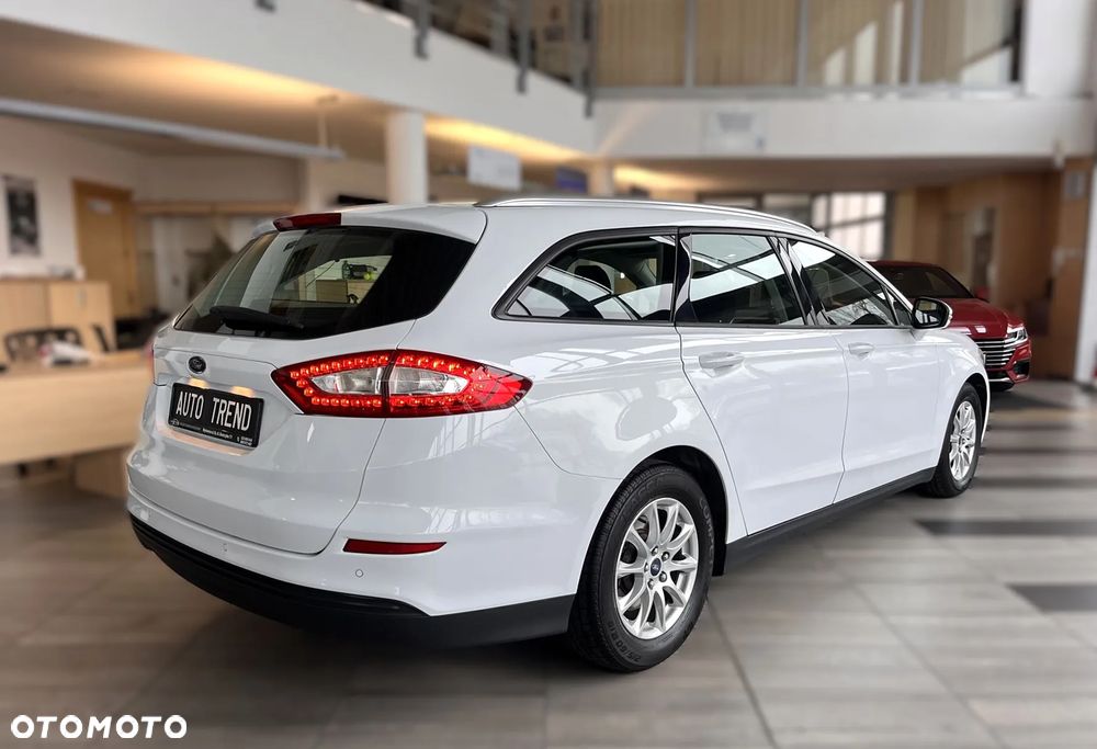 Ford Mondeo 2.0 TDCi Titanium PowerShift - 6