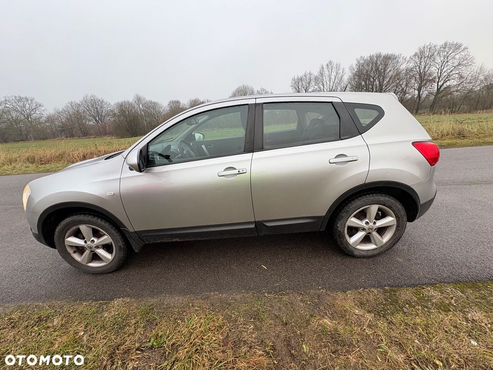 Nissan Qashqai 2.0 dCi 4x4 Tekna - 4