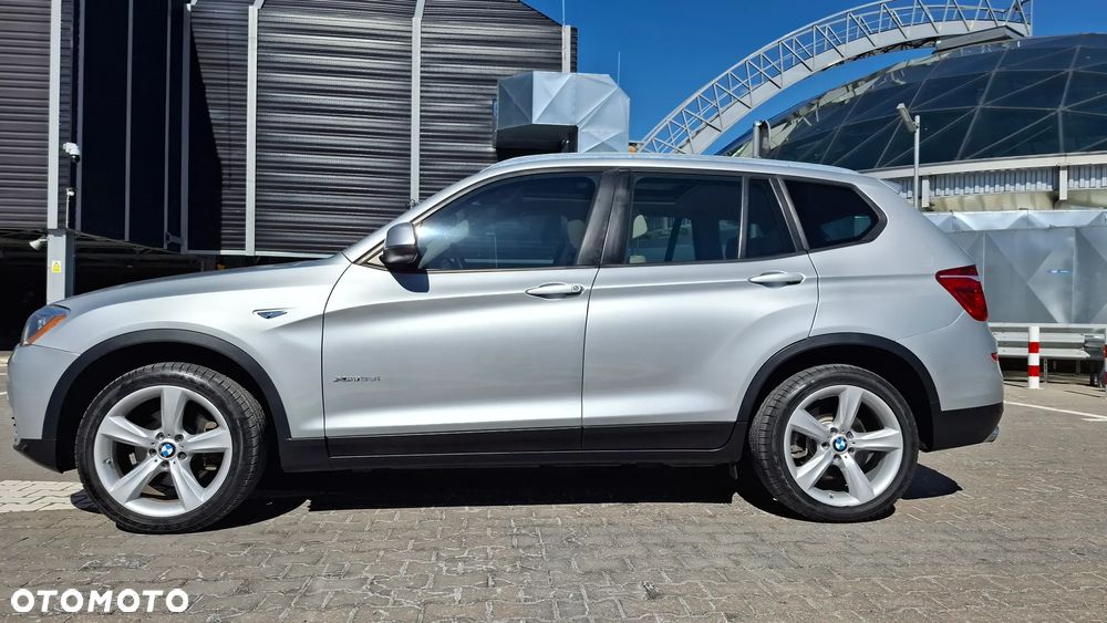 BMW X3 28i xDrive - 2