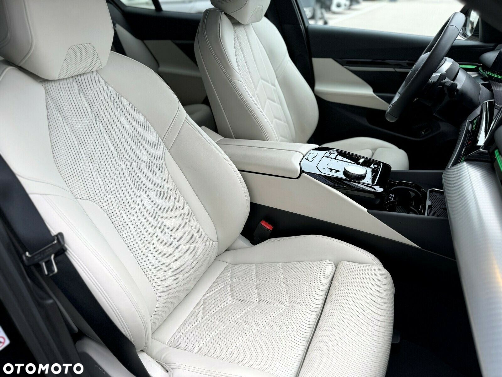 BMW Seria 5 - 11