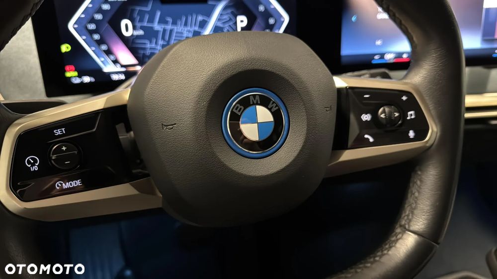 BMW iX xDrive40 76.6kWh - 20