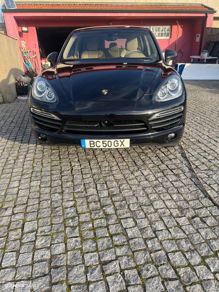 Porsche Cayenne S - 1