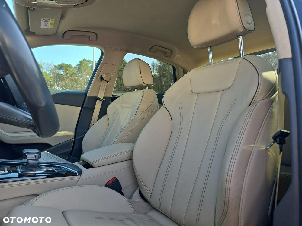 Audi A4 Limousine - 20