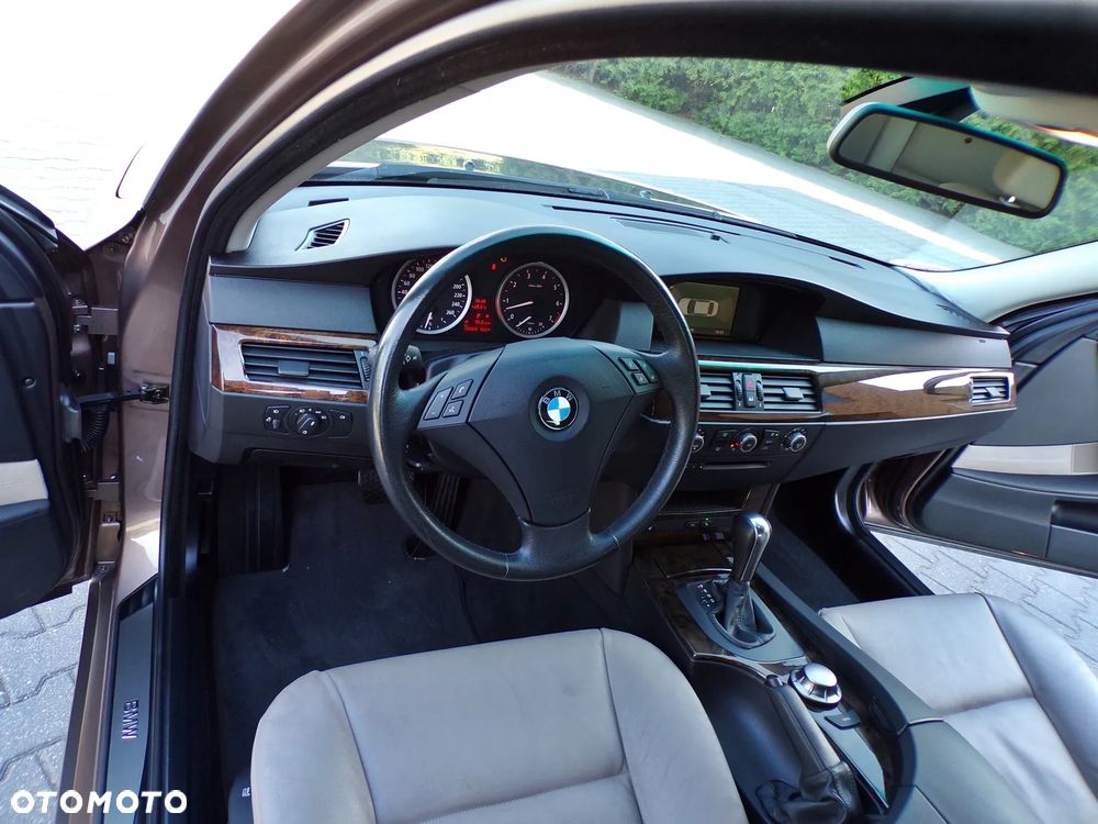 BMW Seria 5 - 15