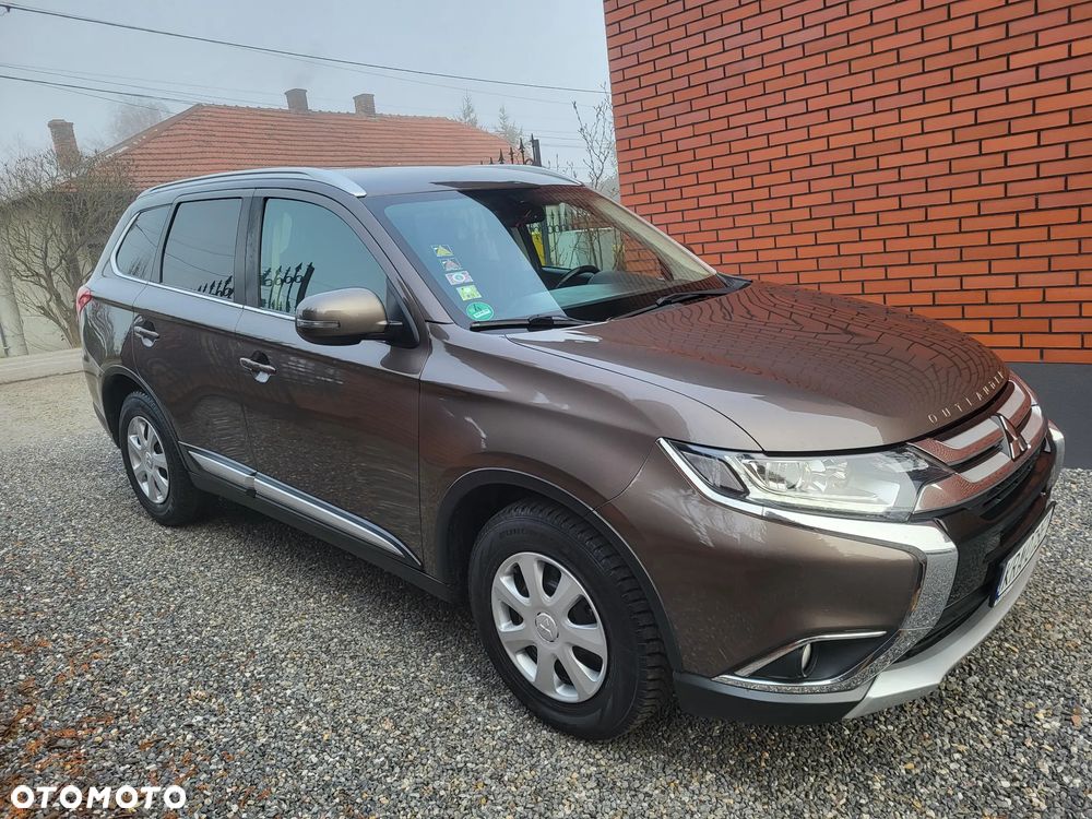 Mitsubishi Outlander - 4