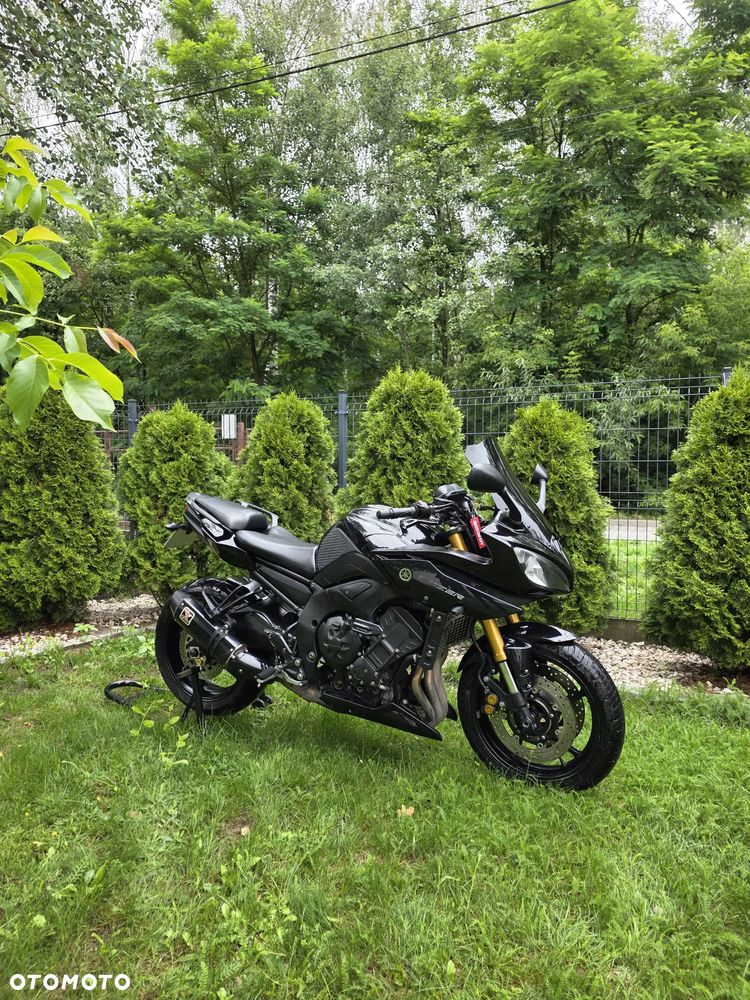 Yamaha FZ8 - 1