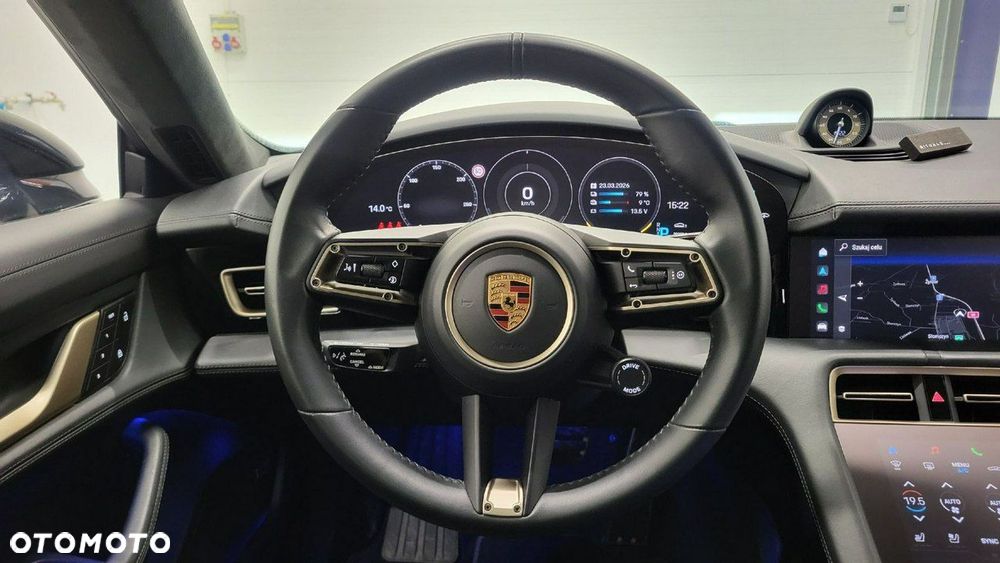 Porsche Taycan - 14