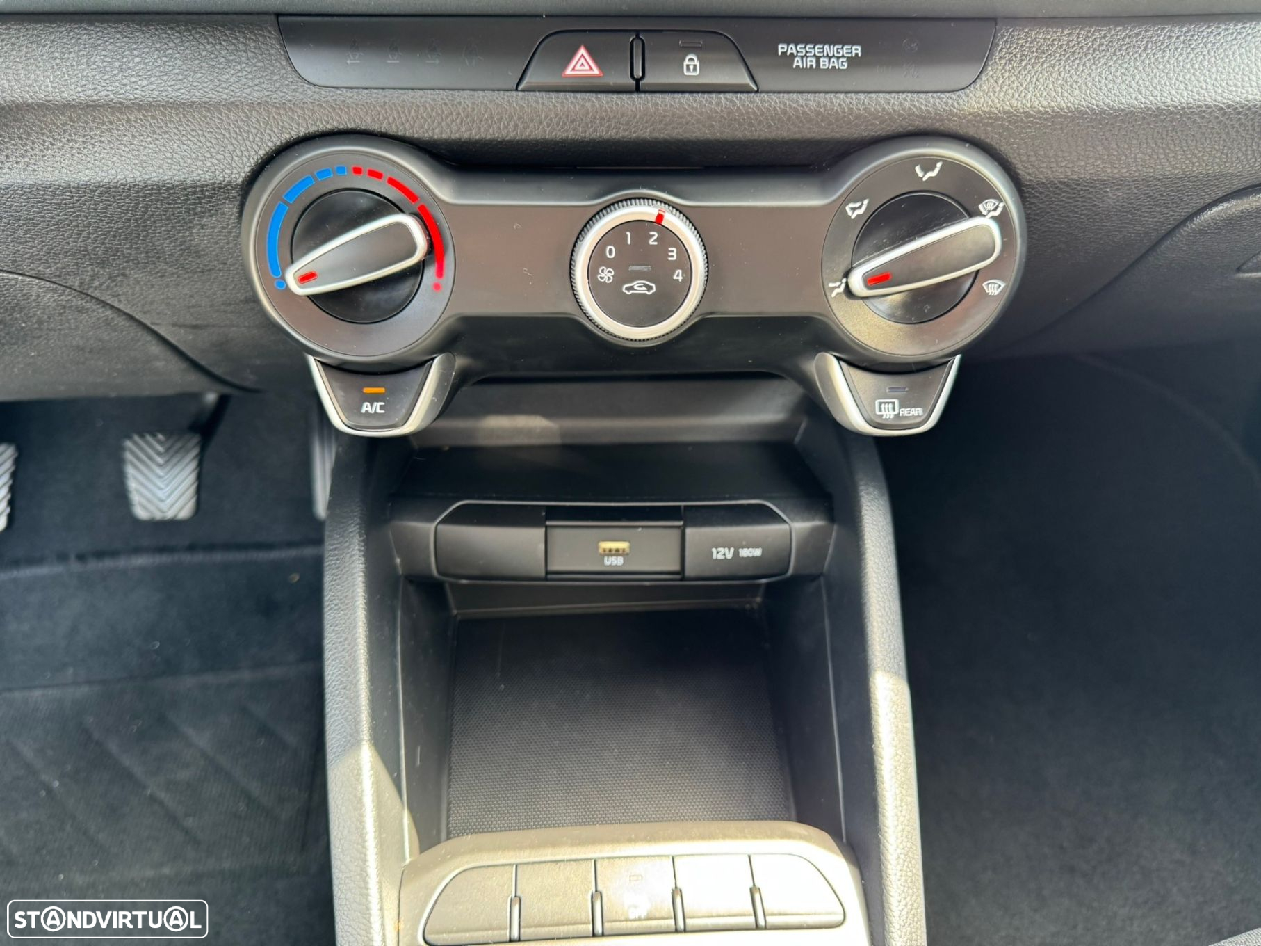 Kia Stonic 1.2 Dynamic - 22