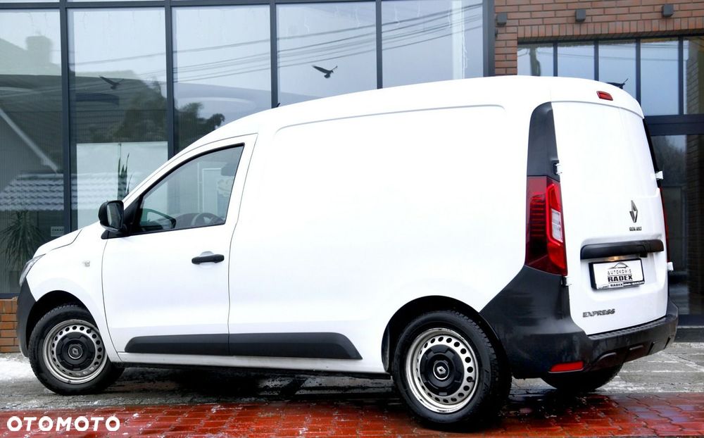 Renault Express - 9