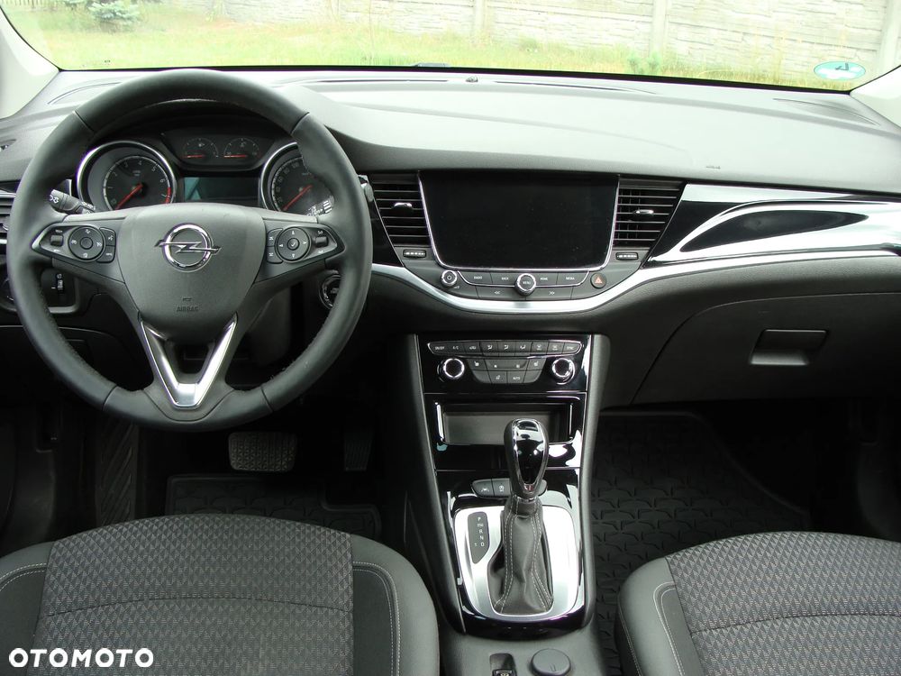Opel Astra 1.4 Turbo Start/Stop Automatik Innovation - 19