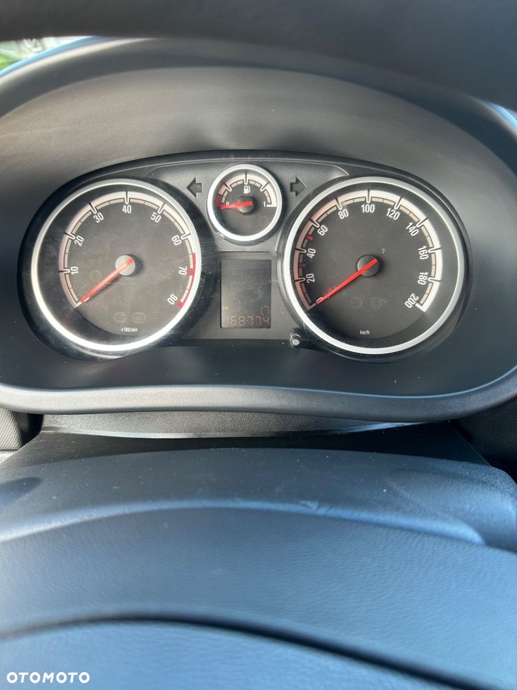 Opel Corsa 1.2 16V Sport - 13