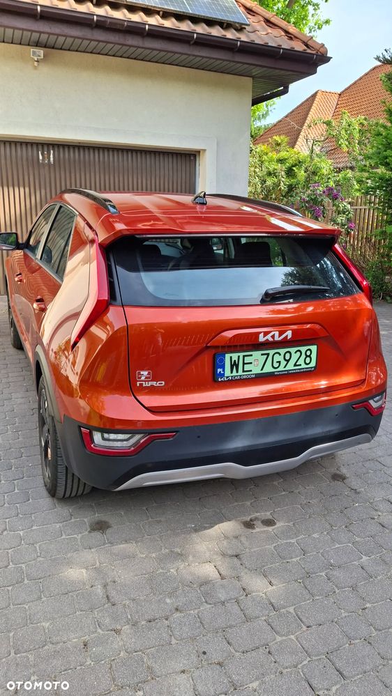 Kia Niro 64kWh M - 3