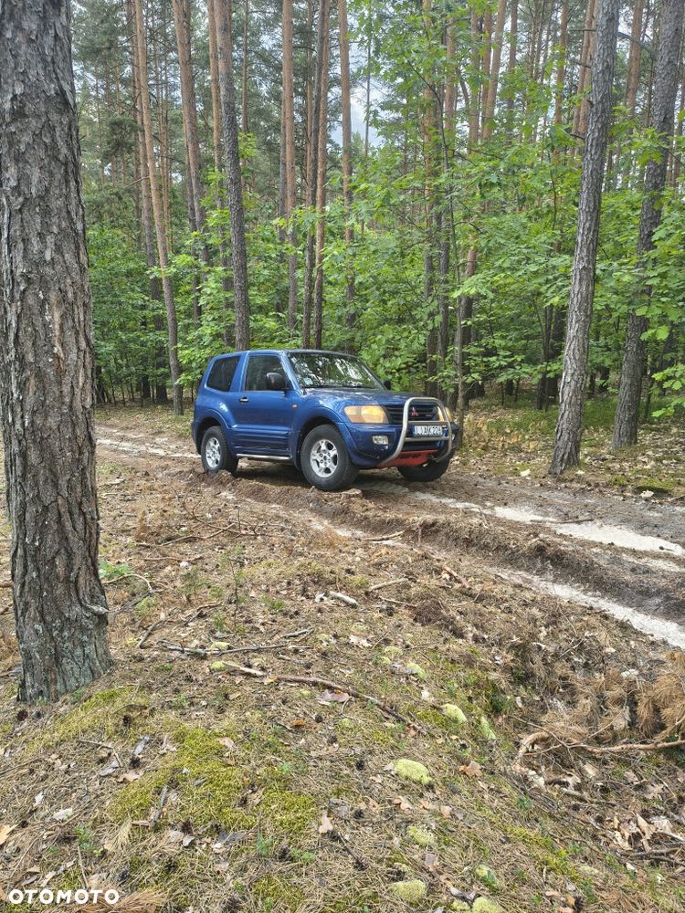 Mitsubishi Pajero - 7