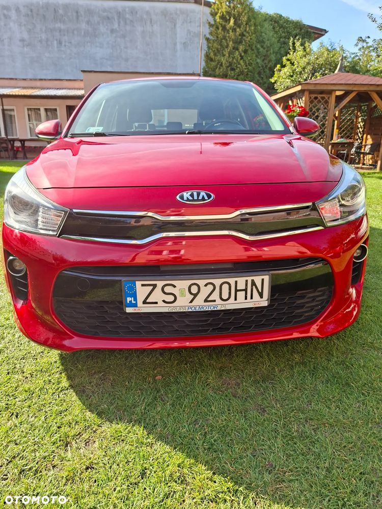 Kia Rio - 4