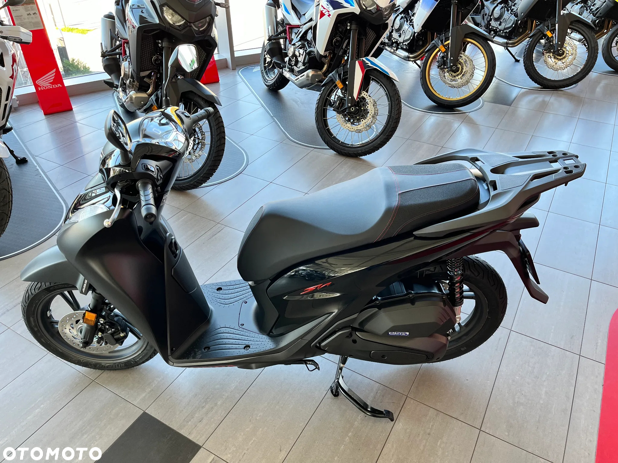 Honda SH - 9