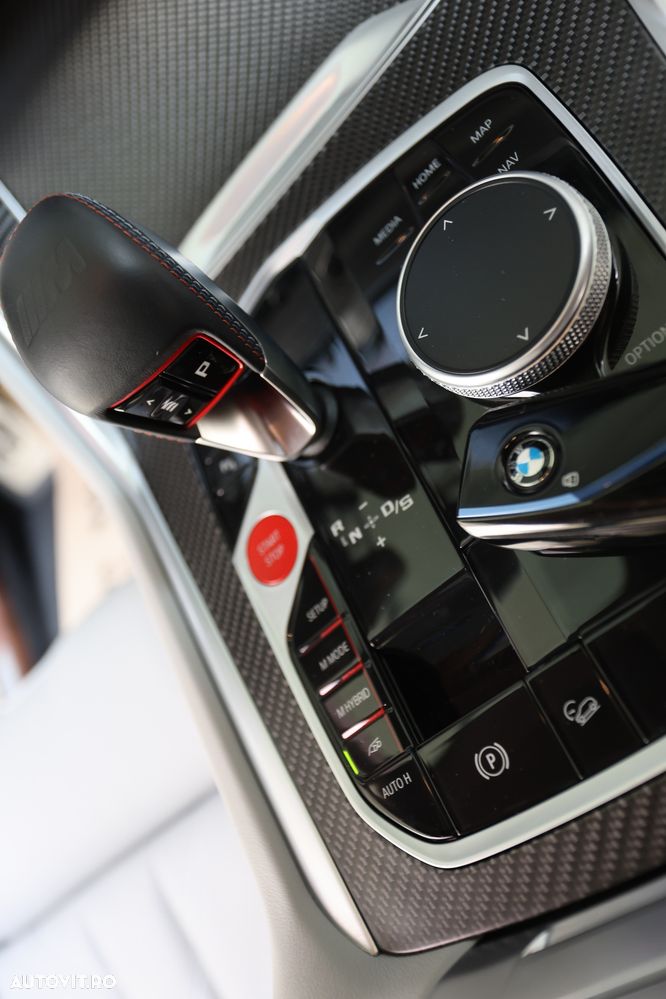 BMW XM - 32