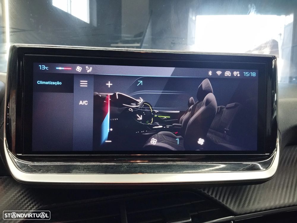 Peugeot 208 1.2 PureTech Active Pack - 26