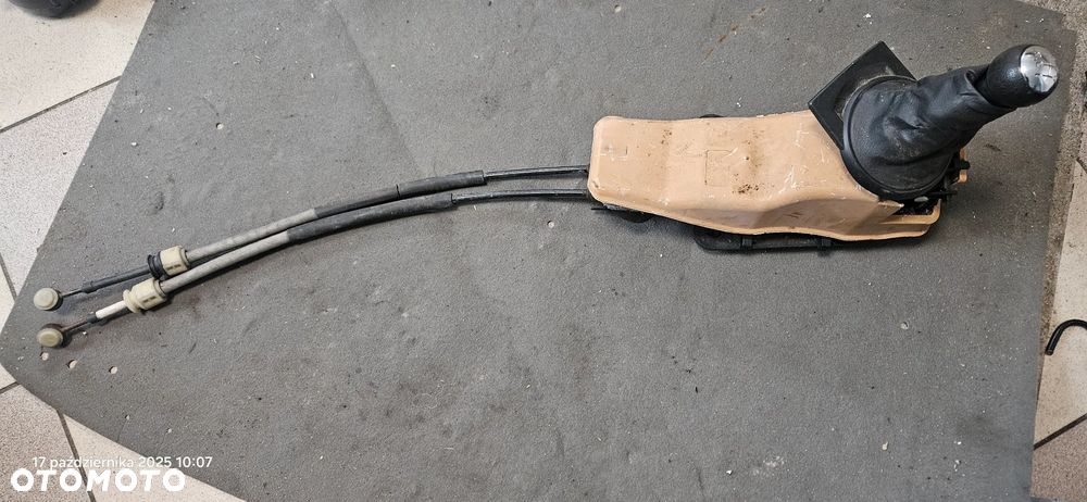 Wybierak lewarek linki biegów mieszek gałka Citroen C4 I 1,6 HDI 5-bieg manual  2008r 9657303580 - 1