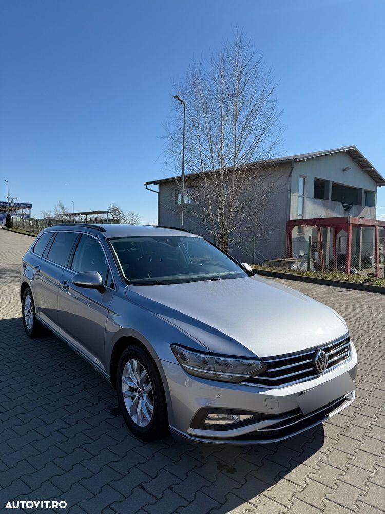Volkswagen Passat 2.0 TDI DSG Comfortline - 5
