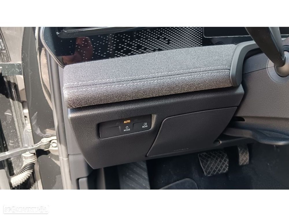 VW Passat Variant 1.5 TSI eHybrid DSG - 23