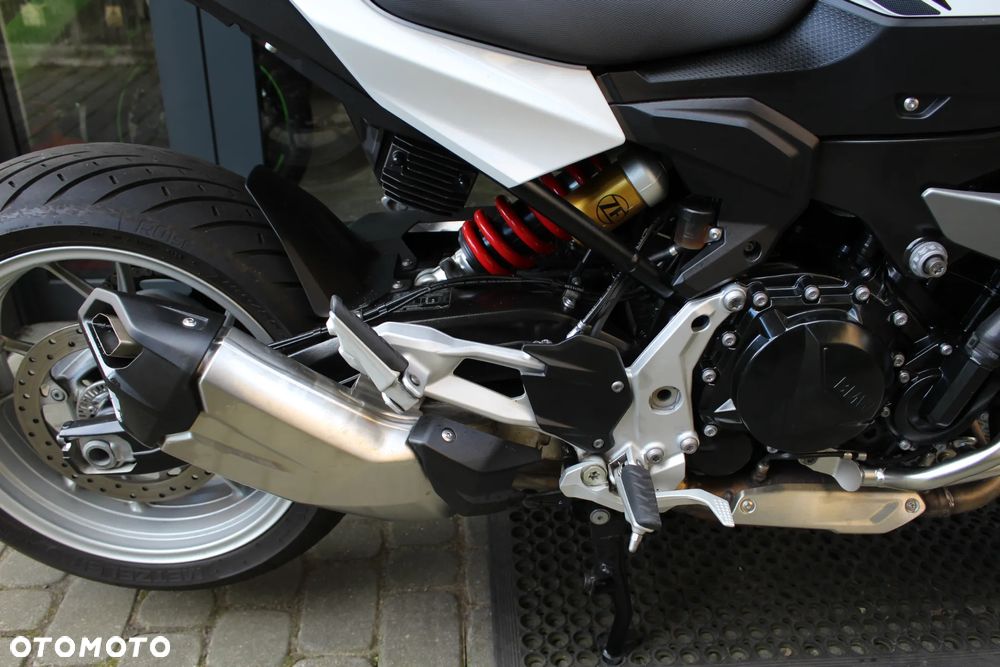 BMW XR - 17