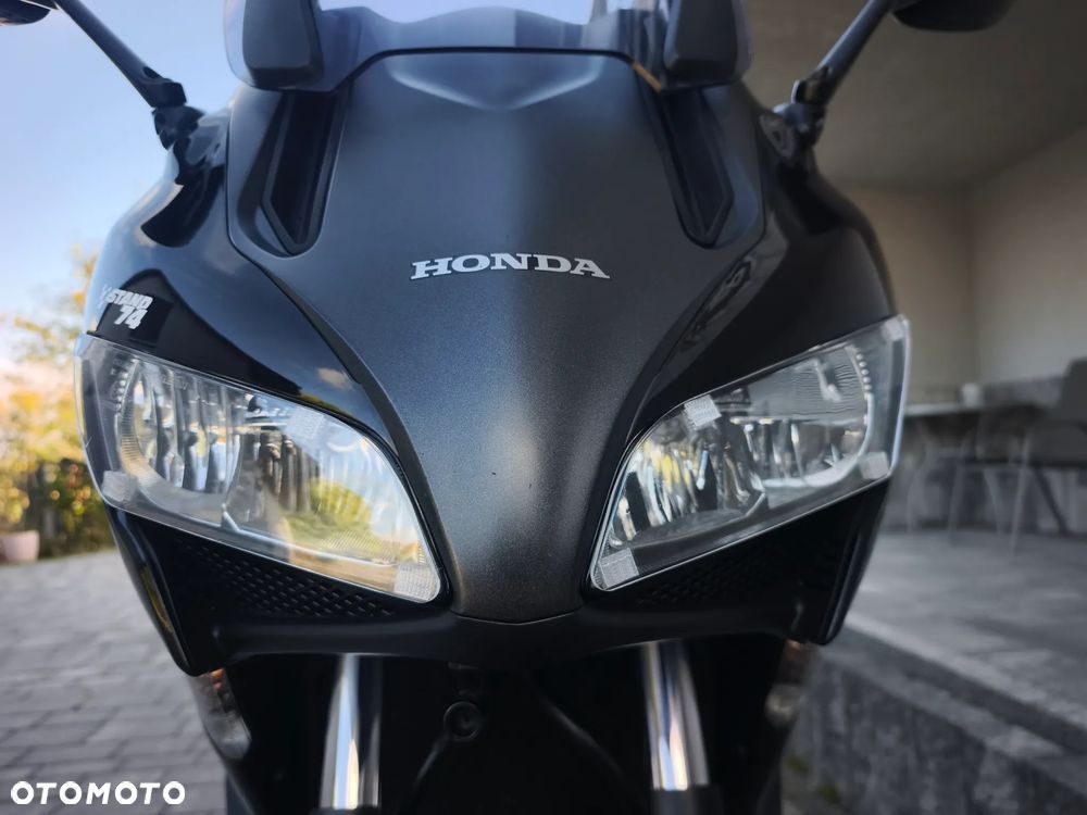 Honda CBF - 18
