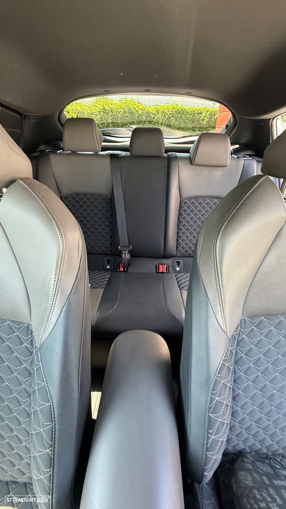 Toyota C-HR 1.8 Hybrid Exclusive - 28